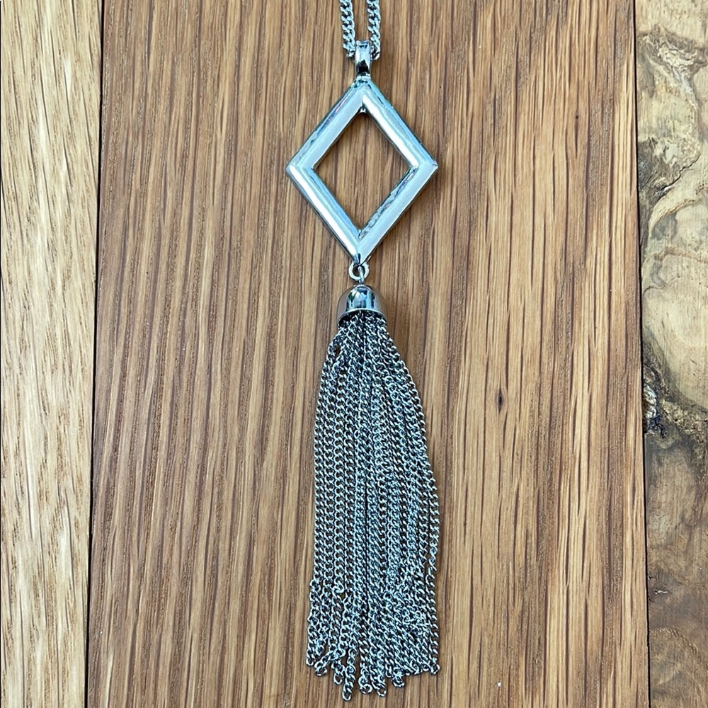 Women’s Necklace